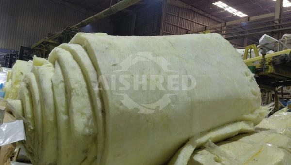 废玻璃棉与岩棉二级破碎（双轴+单轴破碎机）方案-实现高品质硅酸盐原料再利用