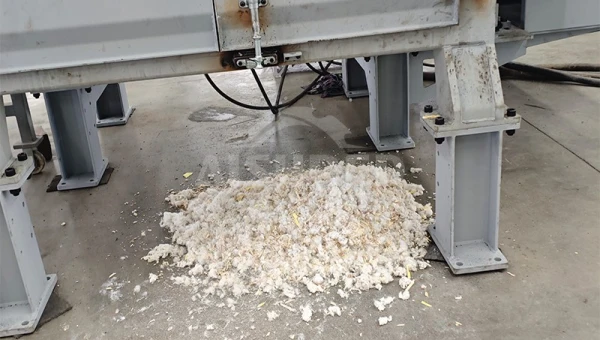 小型自动单轴撕碎机：强劲撕碎，一机多用，赋能多元废料高值回收