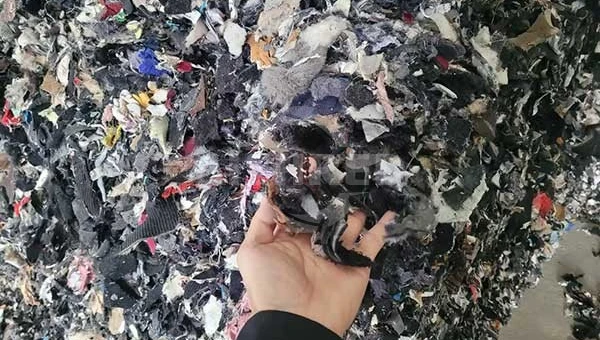 新加坡纺织废弃物预处理撕碎机