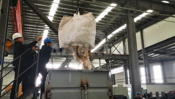 布料塑料薄膜撕碎GS单轴试机情况报告