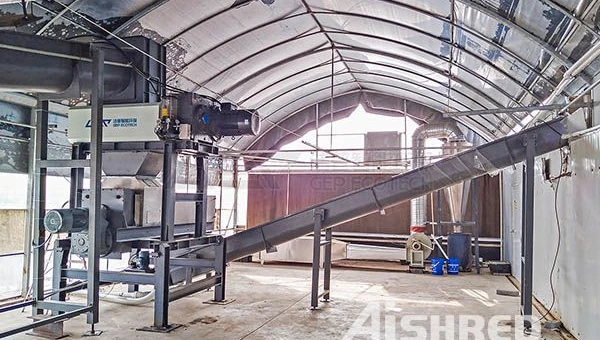 黑水虻处理餐厨垃圾用什么粉碎机？